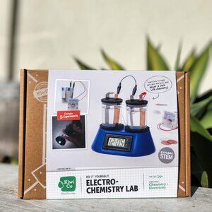 NEW KiwiCo. Kiwi Co. Electrochemistry Lab Chemistry Science Kit Battery Chem NIB